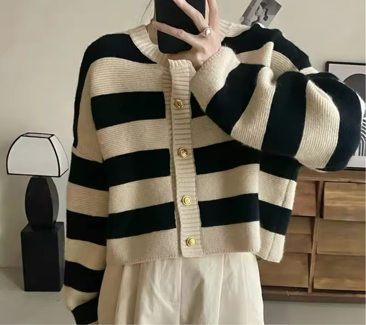 Stripes buttons cardigan