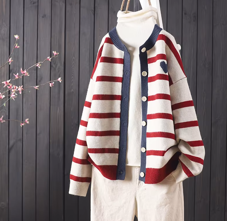 New Stripes Color Matching Button Round Neck